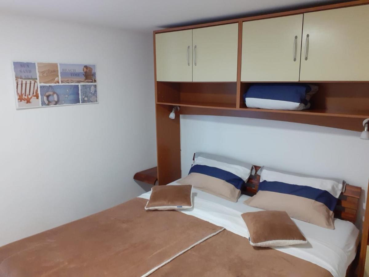 Villa Panorama Паг Екстериор снимка